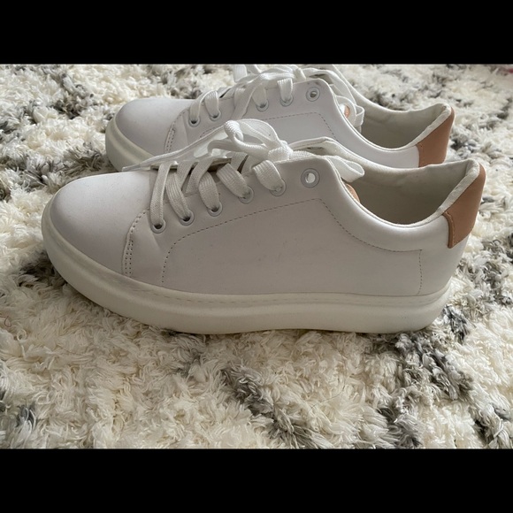 White ASOS size 8 shoes - Picture 2 of 4
